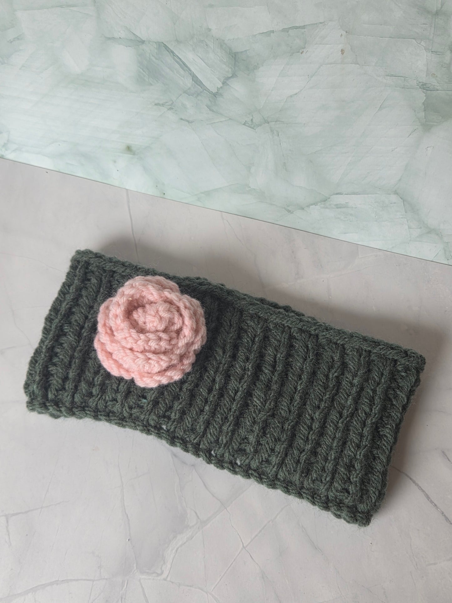 Rose earwarmer