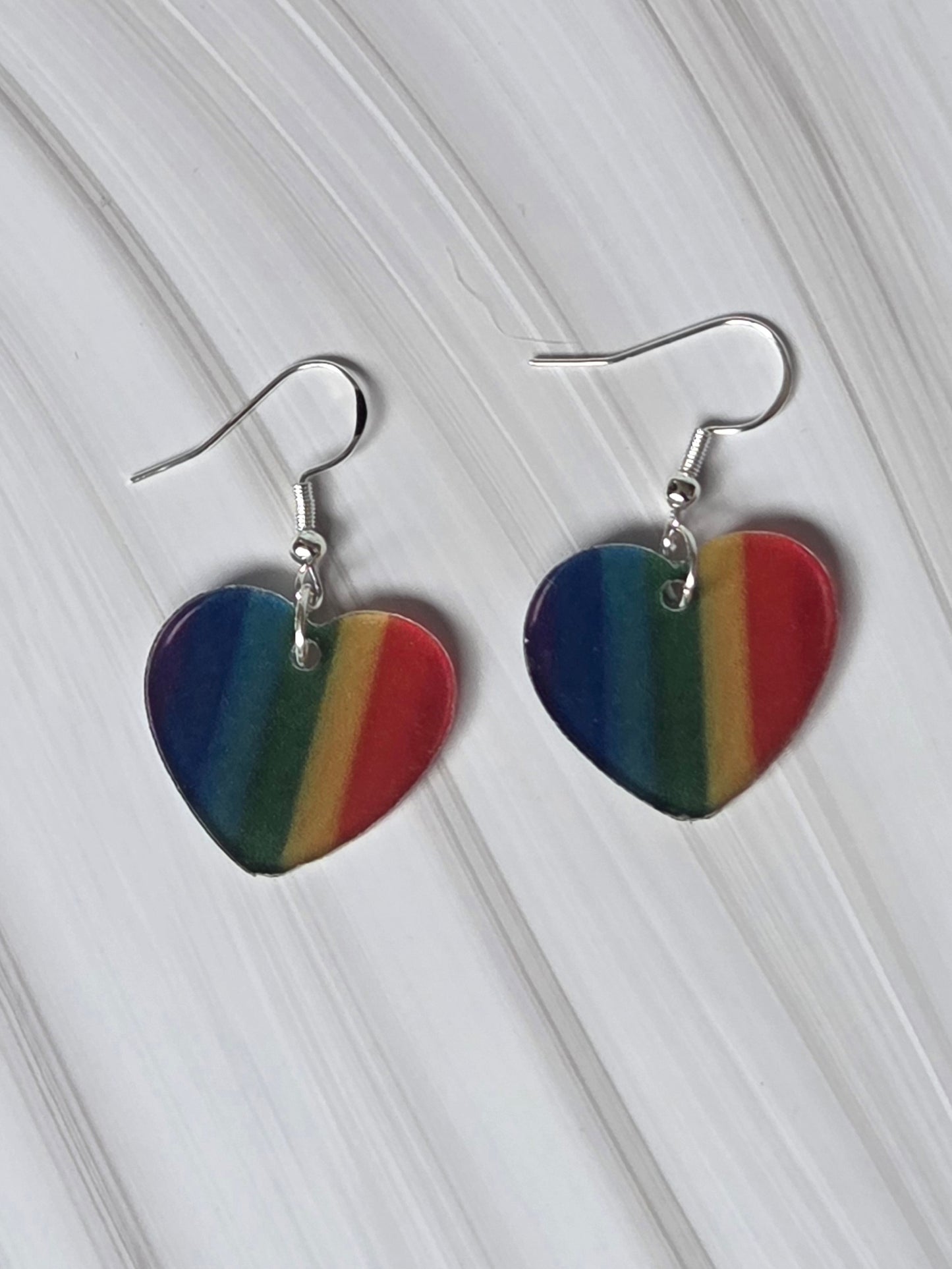Vertical striped heart earrings