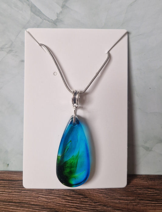 Medium resin teardrop pendant