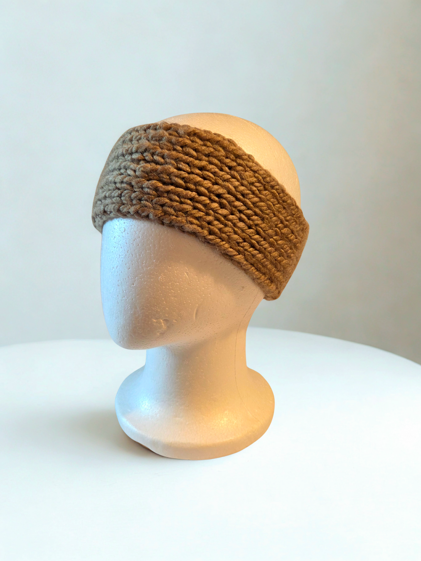 Knitted earwarmer