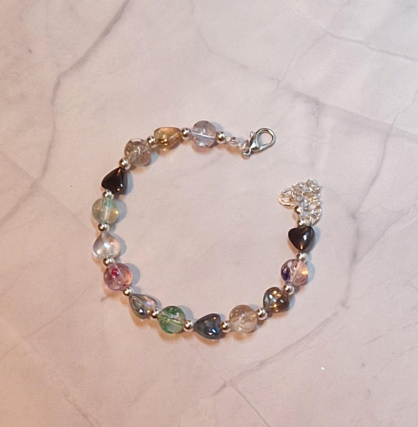 Glass hearts bracelet