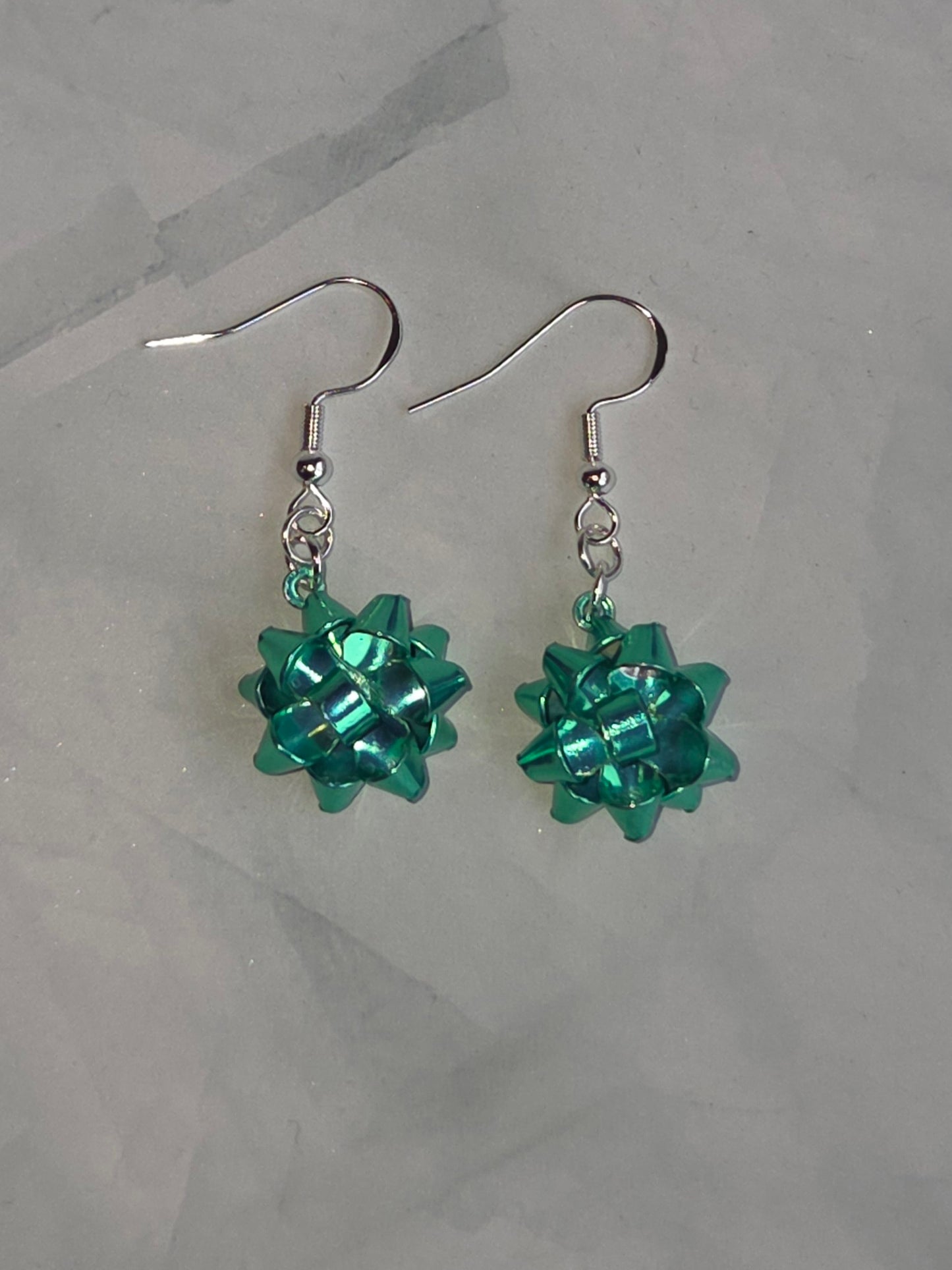 Gift bow earrings
