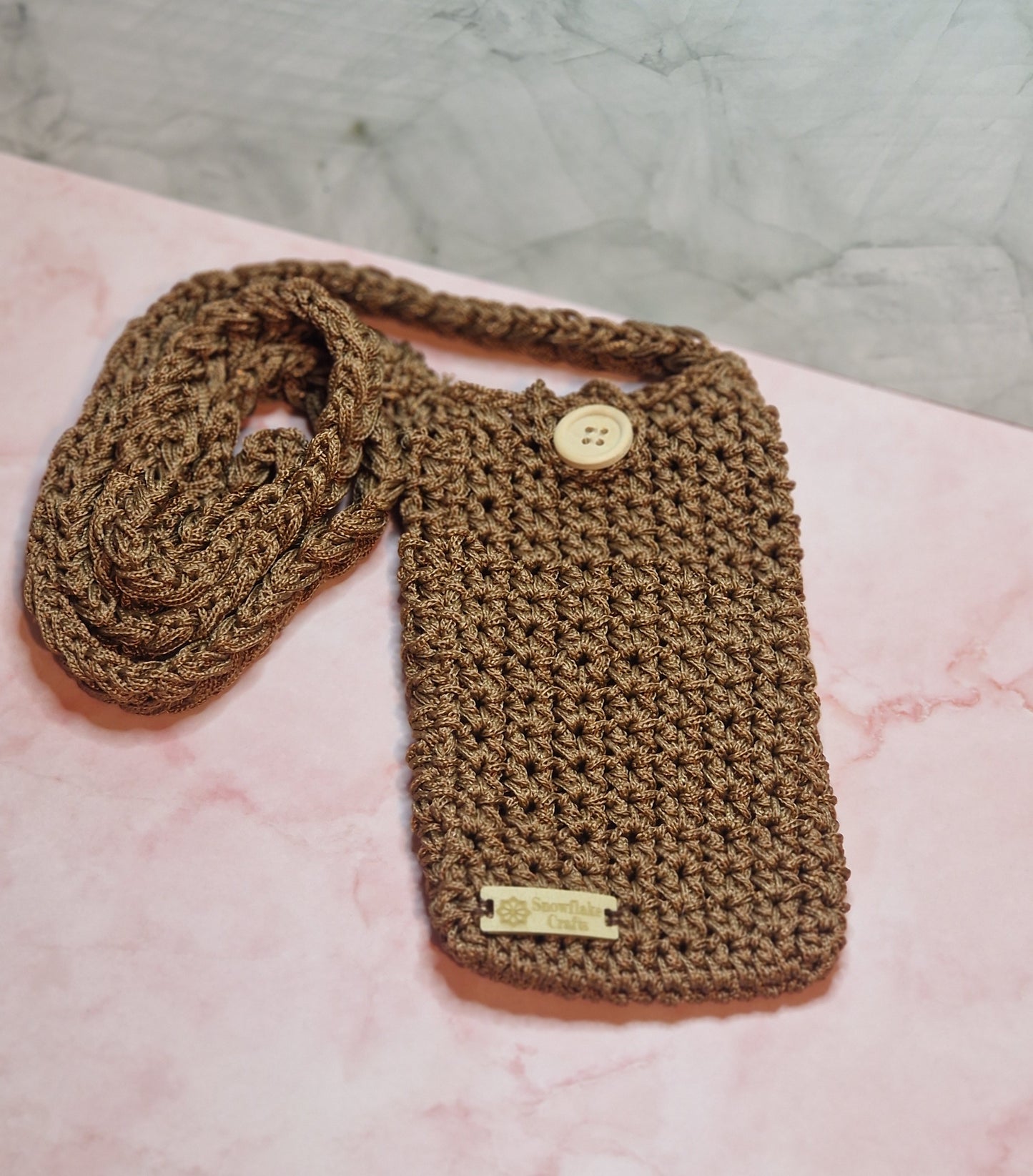 Crossbody phone bag